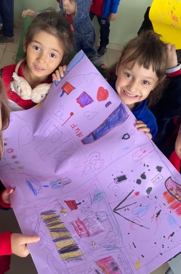 We made a lot of posters with our first grade students about ‘’ MY HOUSE’’