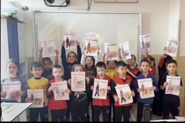 Ulu Önderimiz Mustafa Kemal Atatürk’ü, ölüm yıl dönümünde 1/A sınıfı olarak saygı, sevgi ve özlemle andık. Çocuklarımızla birlikte Atamızın bizlere bıraktığı değerleri hatırladık ve anlamlı bir anma etkinliği gerçekleştirdik. Küçük yüreklerde Atatürk