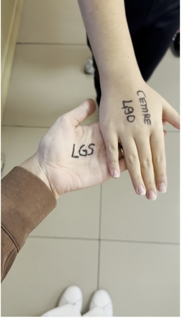 “Her bir rakam, bir hayalin sesi… Her hedef, bir umudun başlangıcı… İnanan, çalışan ve vazgeçmeyen herkes başarır. Çünkü LGS sadece bir sınav değil, kendine inanma yolculuğudur.”