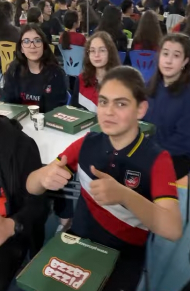 LGS sınavına az kala stres atmak için yaptığımız “Pizza etkinliğimiz “