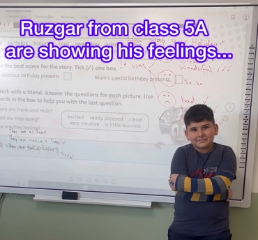 Our student from class 5A in native English lesson has showed how he feels by doing pantomime. His bodily expressions and facial movements are really funny.