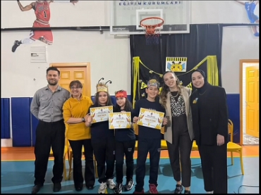 The 4th Grade Spelling Bee Tournament at Caner Özen College has been successfully completed for the 2025–2026 academic year.  Throughout this exciting process, our students demonstrated great effort, dedication, and determination. This competition ch
