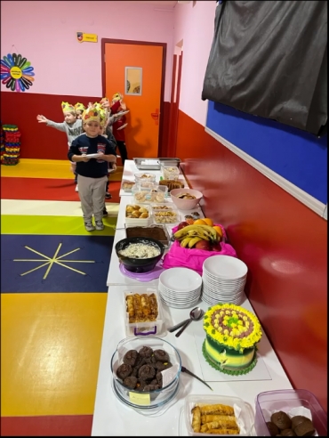 6 yaş B sınıfı yerli malı kutlaması