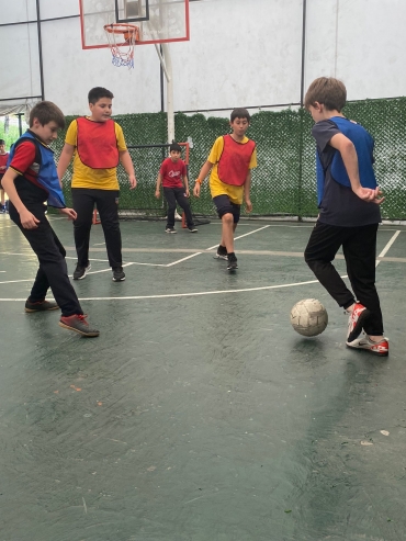 Caner Özen'de Ortaokul Futsal Turnuvaları Başladı